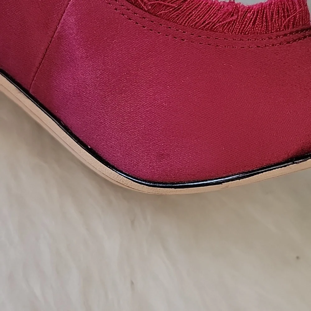 SAM EDELMAN Halan Satin Cranberry Eyelash Fringe Pointed Toe Party Formal Heel 6